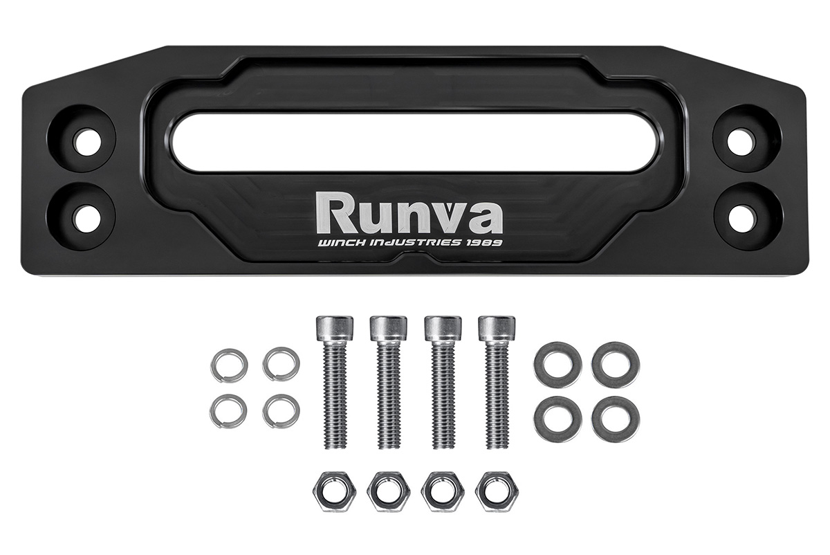 RUNVA Крюк Runva с клюзом (комплект)